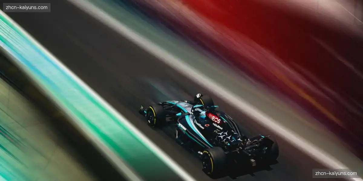 🔥 今夜绿茵战场，就是你的专属主场，热血由你主宰。🏟️